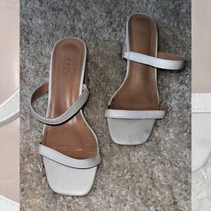 Illude Womens Size 8 Open Square Toe Heels Two Strap Slip On Mule Sandals White